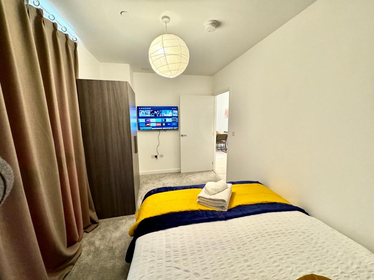 3Bedroom, 2Bathroom, Balcony,Luxury Flat Westfield London Exterior photo