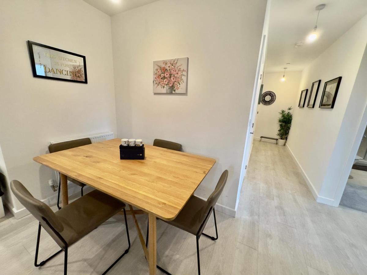 3Bedroom, 2Bathroom, Balcony,Luxury Flat Westfield London Exterior photo